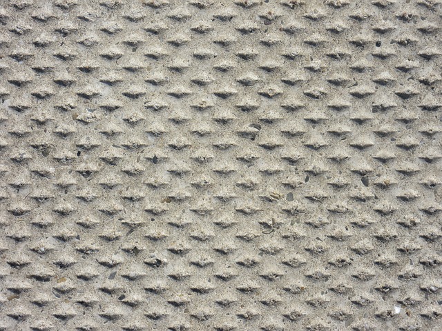Cięcie betonu – jak je wykonać? Cięcie i wiercenie w betonie: diamentowe cięcie betonu